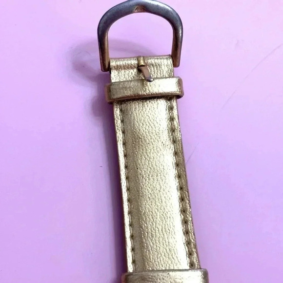 Vintage Gloria Vanderbilt Gold Leather Watch - Picture 9 of 13